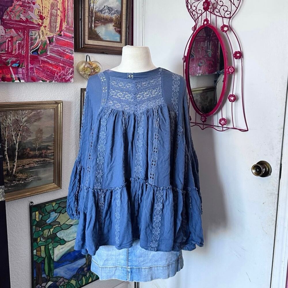 free people kiss kiss tunic blue lace floral long sleeve blouse
